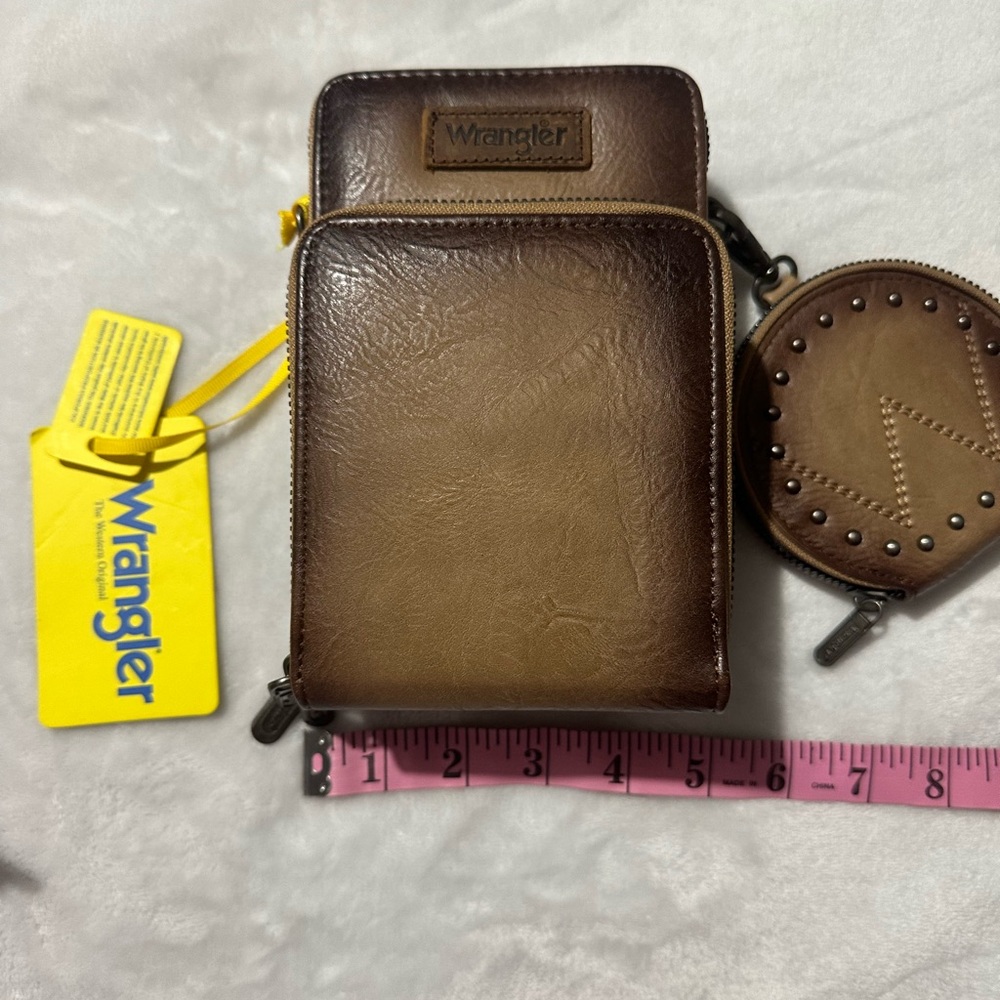 Wrangler Brown Wallet Crossbody with Vintage Finish